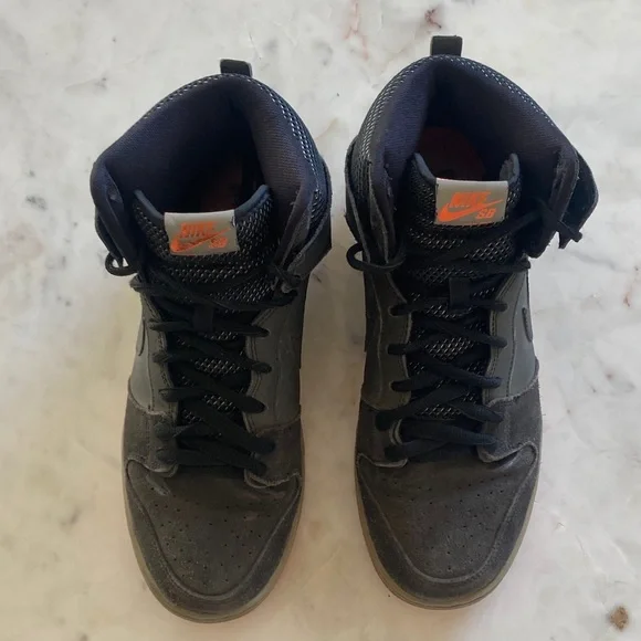 Nike SB Hightops - Picture 3 of 9